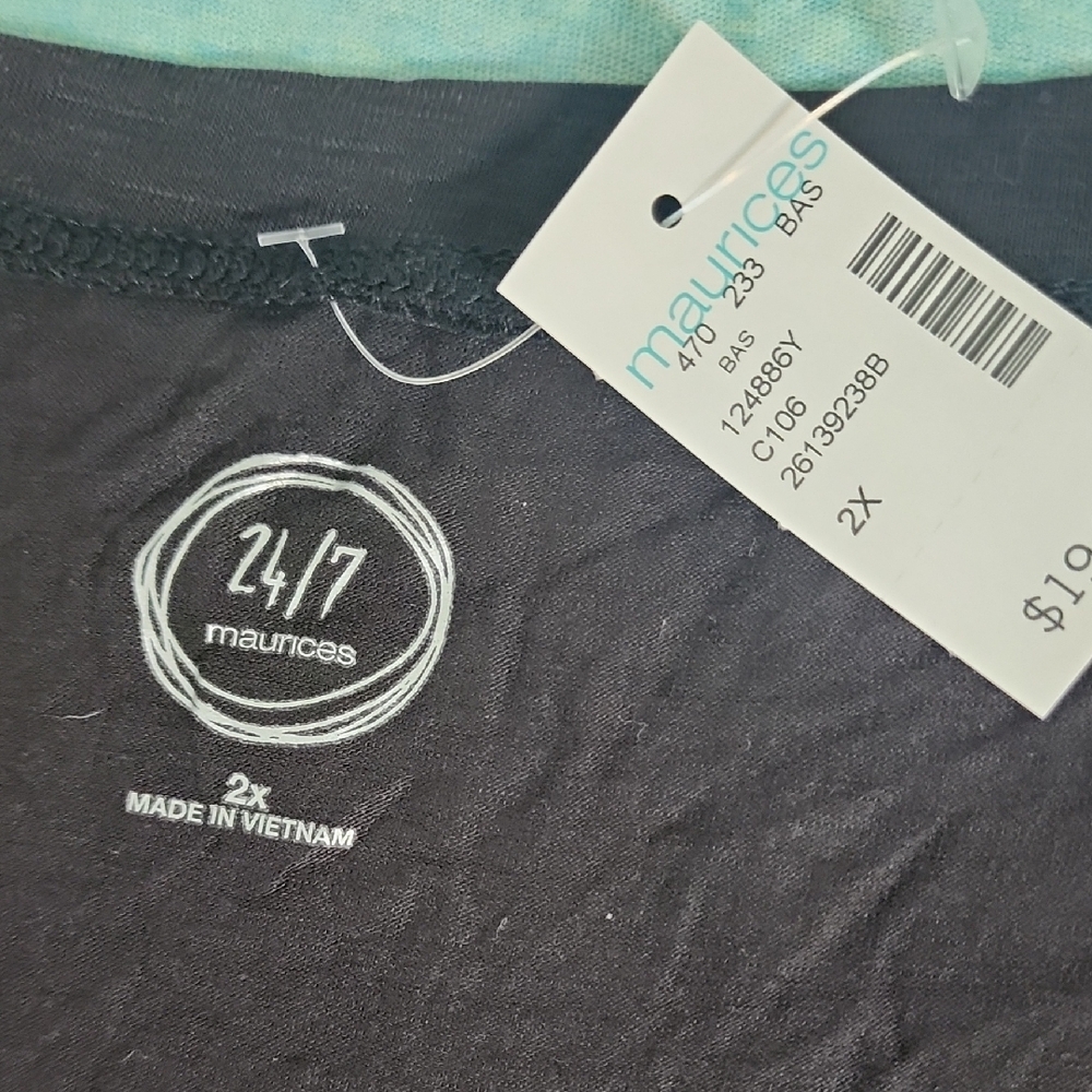 Maurices Black V-Neck Tank Top - Picture 2 of 3